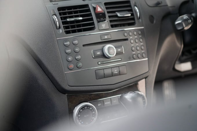 2025 Mercedes-benz C-class