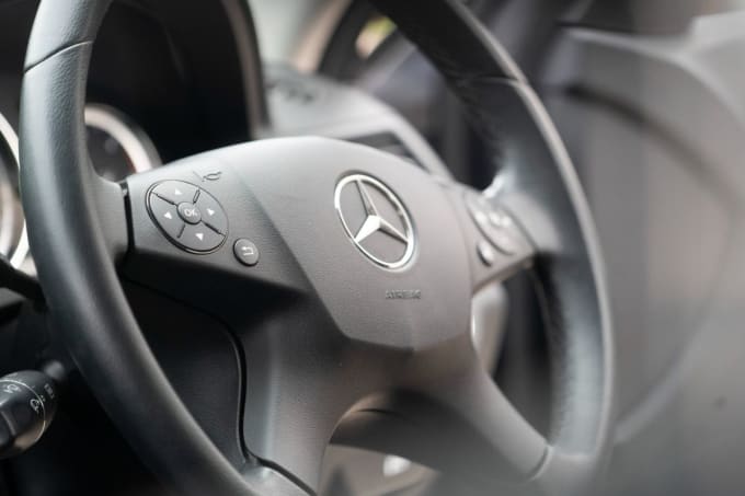 2025 Mercedes-benz C-class