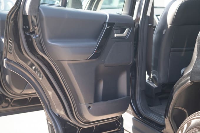 2025 Land Rover Freelander 2
