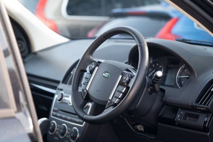 2025 Land Rover Freelander 2