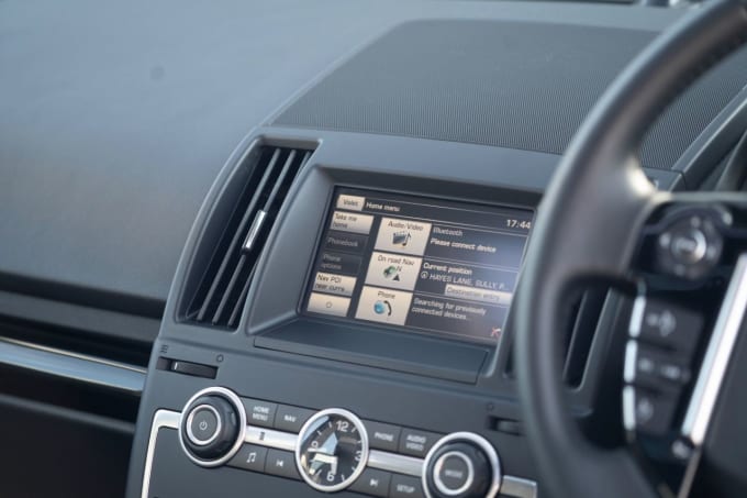 2025 Land Rover Freelander 2