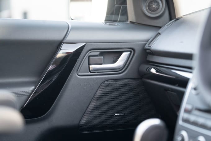 2025 Land Rover Freelander 2