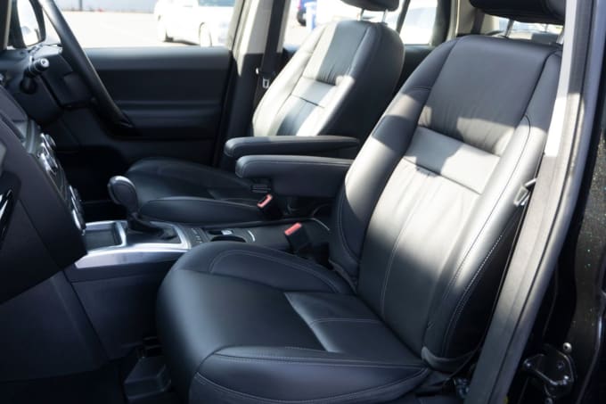 2025 Land Rover Freelander 2