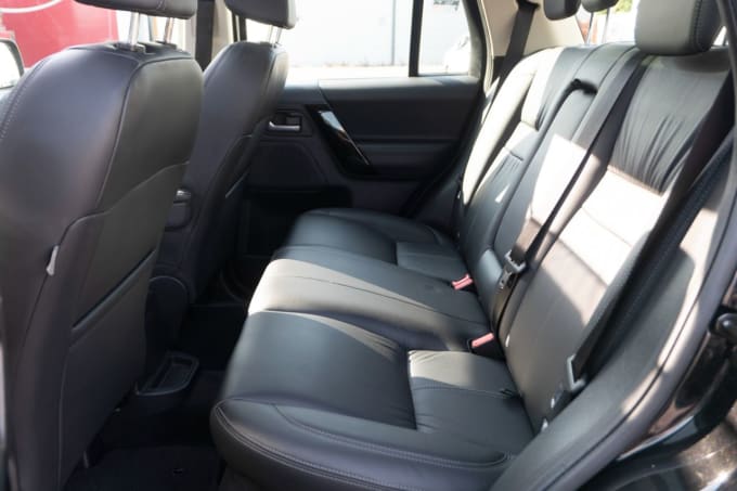2025 Land Rover Freelander 2