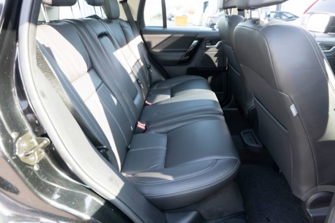 2025 Land Rover Freelander 2