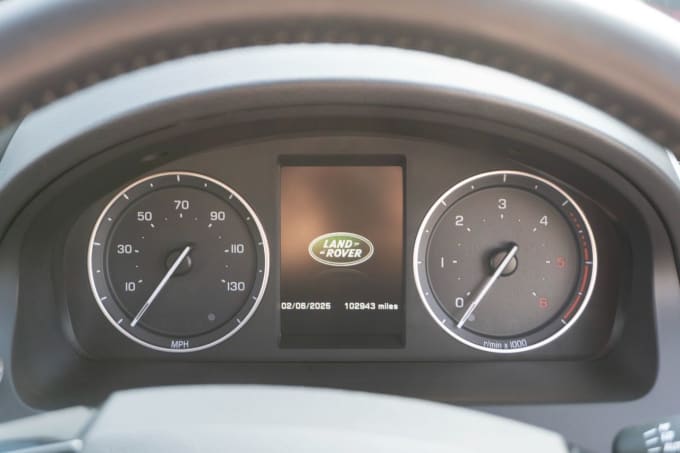 2025 Land Rover Freelander 2
