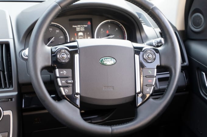 2025 Land Rover Freelander 2