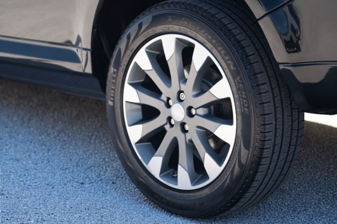 2025 Land Rover Freelander 2