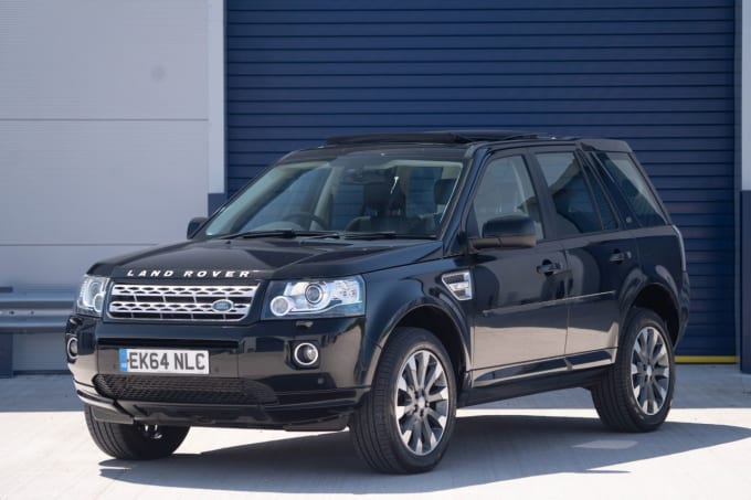 2025 Land Rover Freelander 2