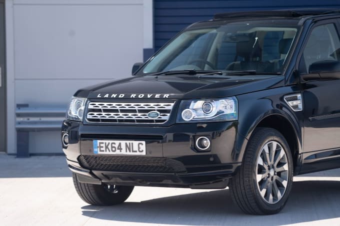 2025 Land Rover Freelander 2