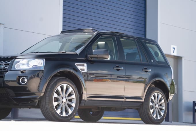 2025 Land Rover Freelander 2
