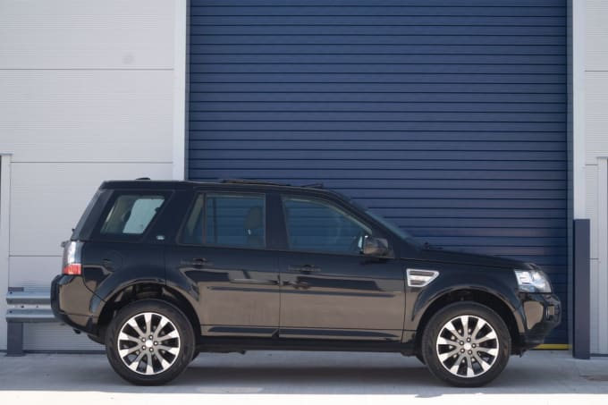 2025 Land Rover Freelander 2