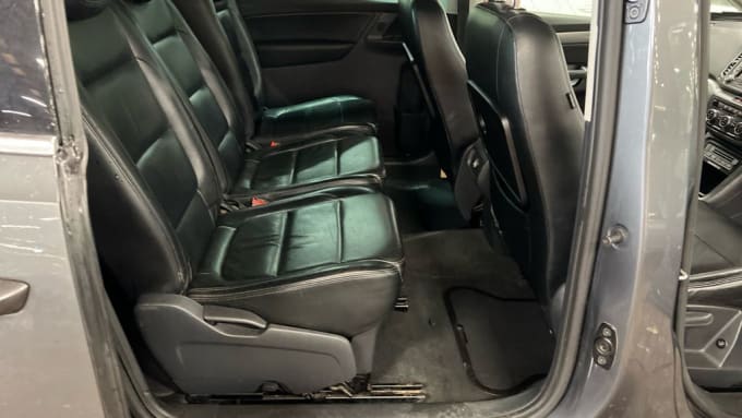 2025 Volkswagen Sharan