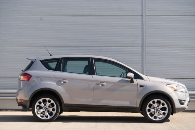 2025 Ford Kuga