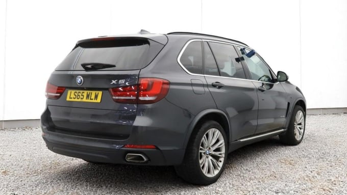 2025 BMW X5