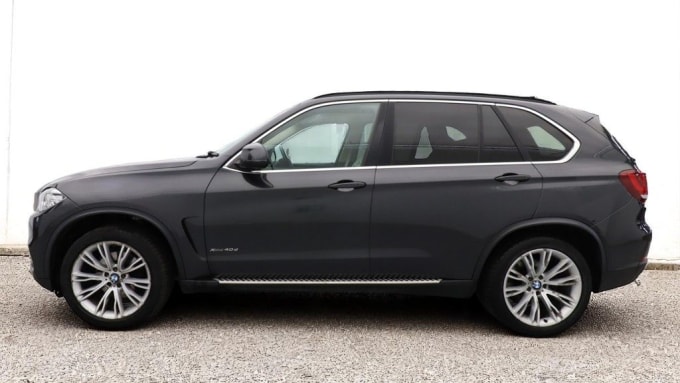 2025 BMW X5
