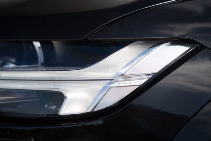2025 Volvo V90 Cross Country