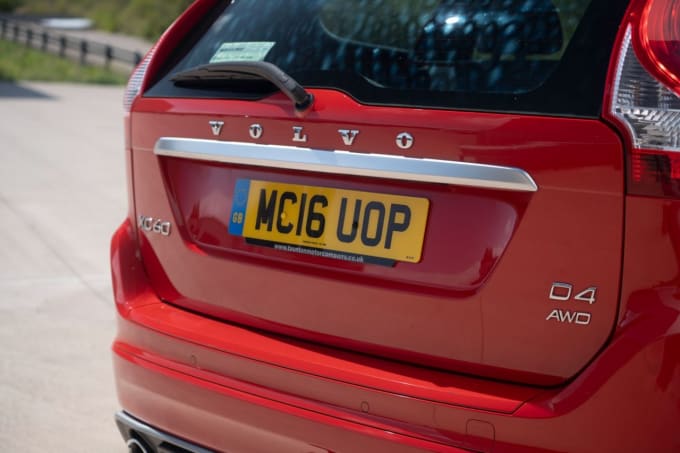 2025 Volvo Xc60