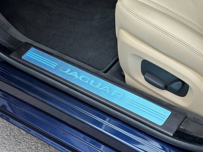 2025 Jaguar Xf