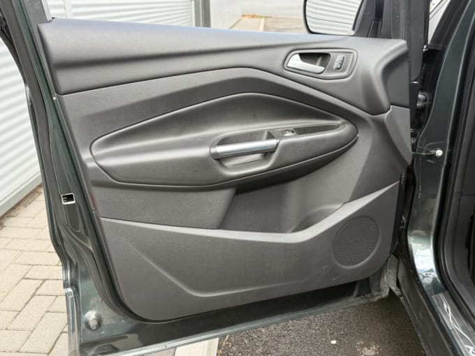 2025 Ford Kuga