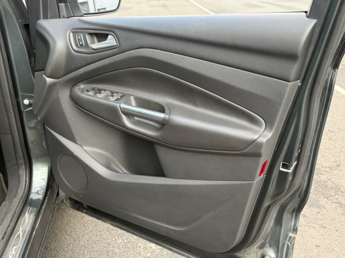 2025 Ford Kuga