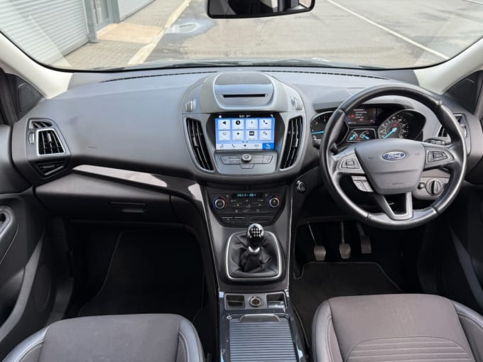 2025 Ford Kuga