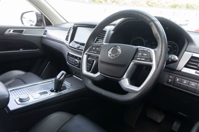 2025 Ssangyong Rexton