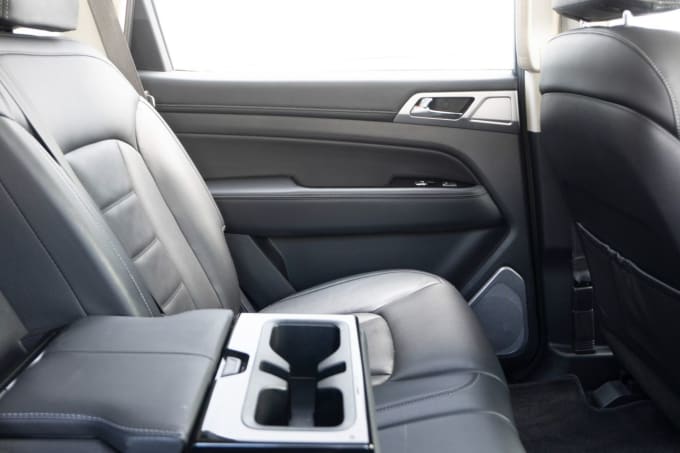 2025 Ssangyong Rexton