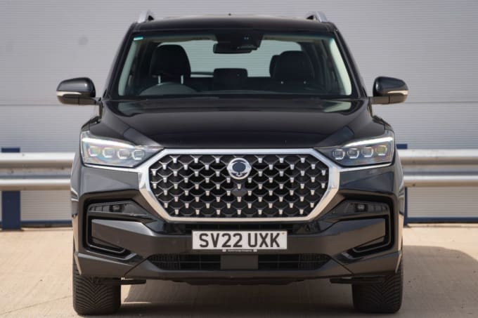 2025 Ssangyong Rexton