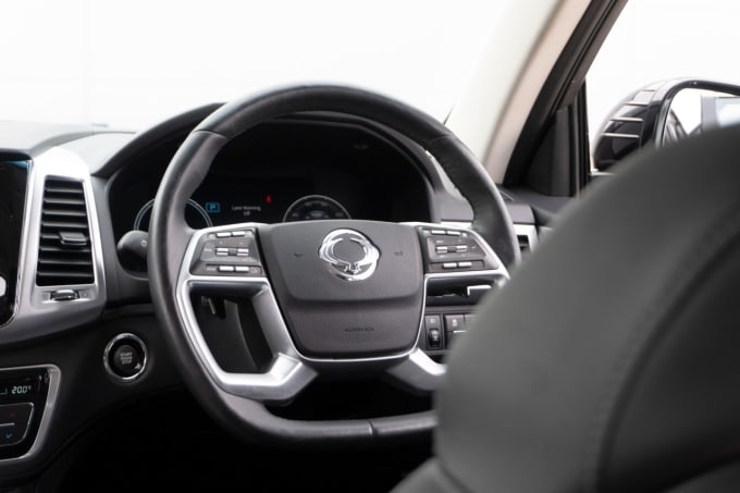 2025 Ssangyong Rexton