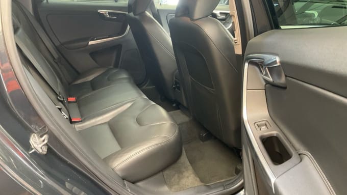 2025 Volvo Xc60