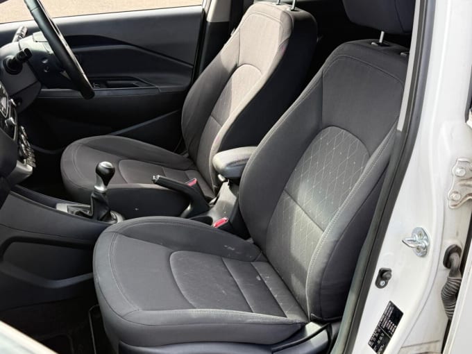 2025 Kia Rio