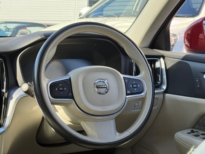 2025 Volvo V60