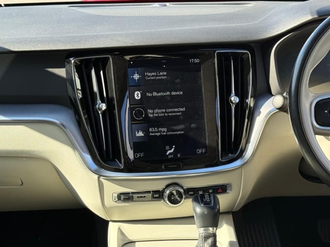 2025 Volvo V60