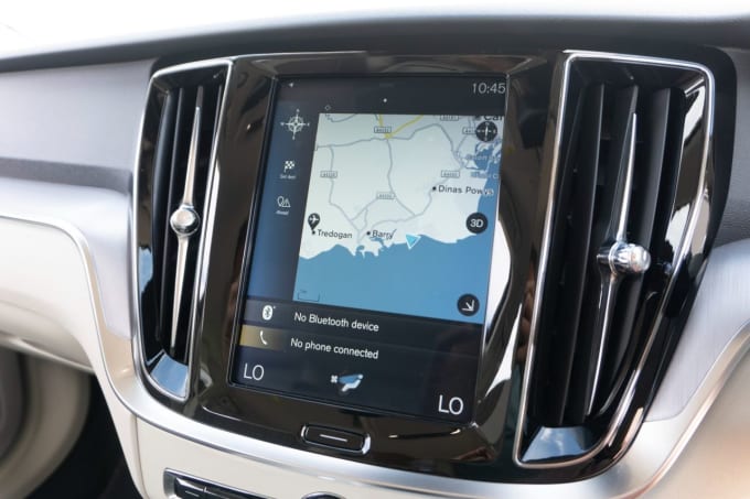 2025 Volvo V60