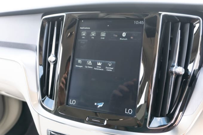 2025 Volvo V60