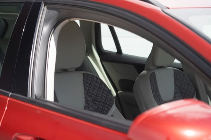 2025 Volvo V60