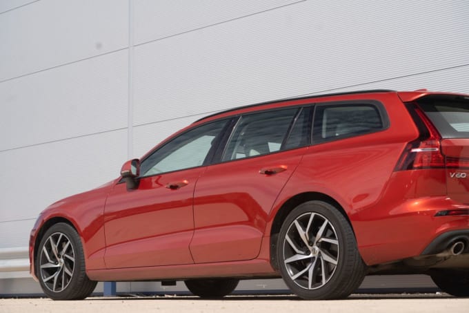 2025 Volvo V60