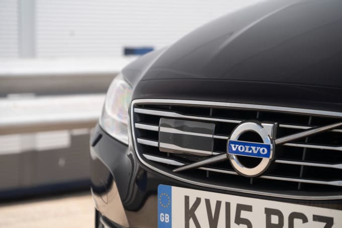 2025 Volvo V70