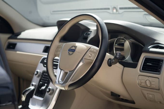 2025 Volvo V70