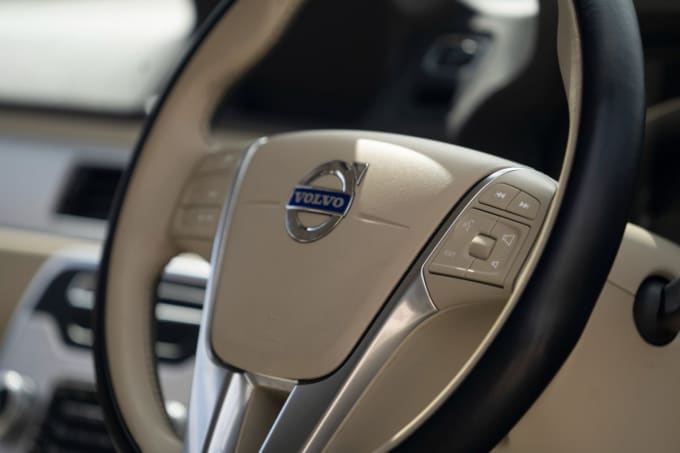 2025 Volvo V70