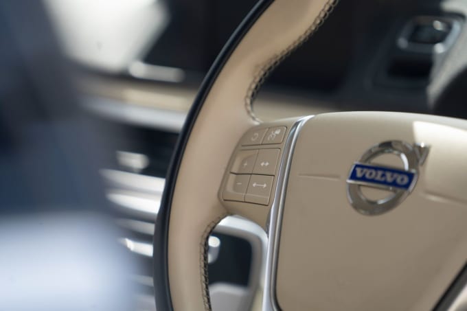 2025 Volvo V70