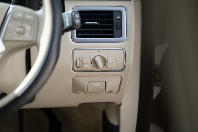 2025 Volvo V70
