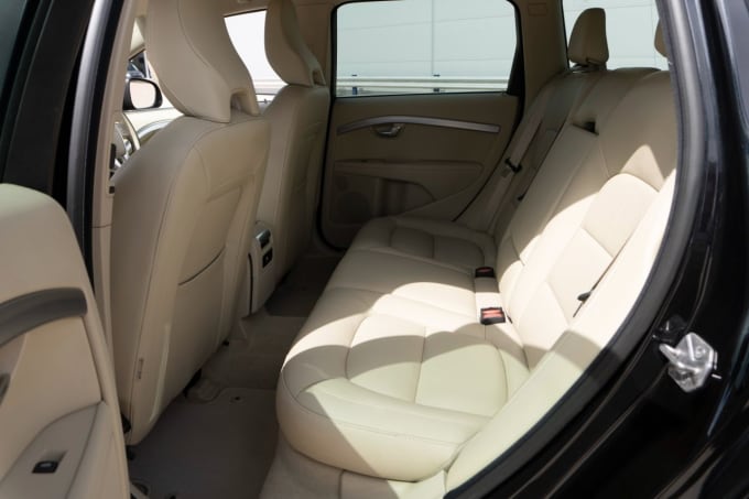 2025 Volvo V70