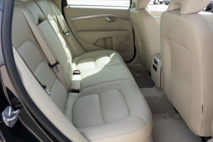 2025 Volvo V70