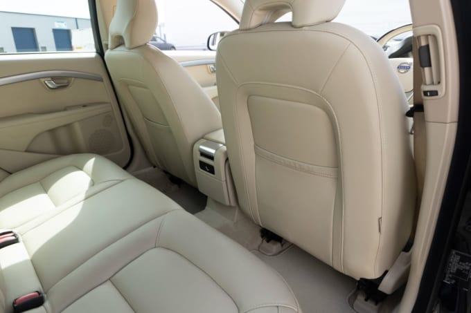 2025 Volvo V70
