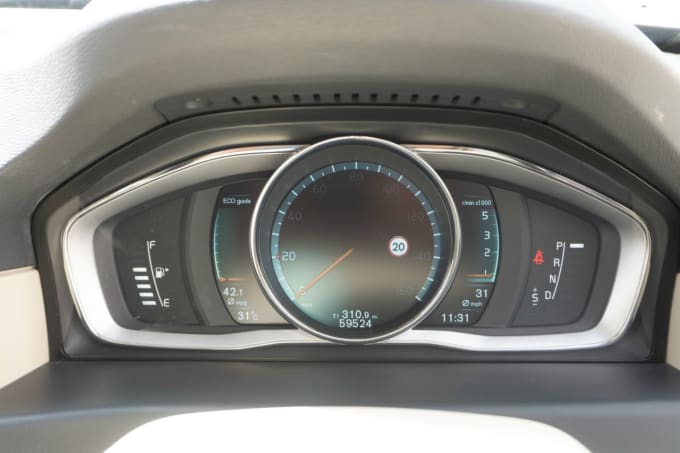 2025 Volvo V70