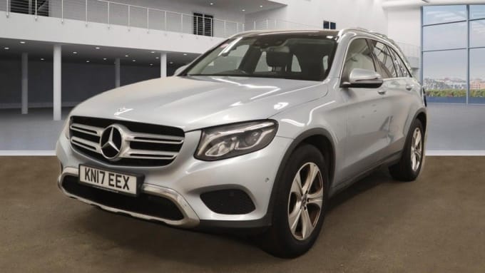 2025 Mercedes-benz Glc