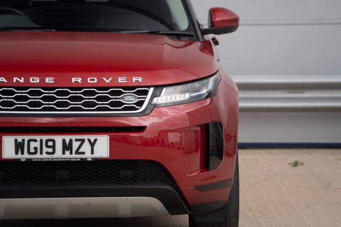2025 Land Rover Range Rover Evoque