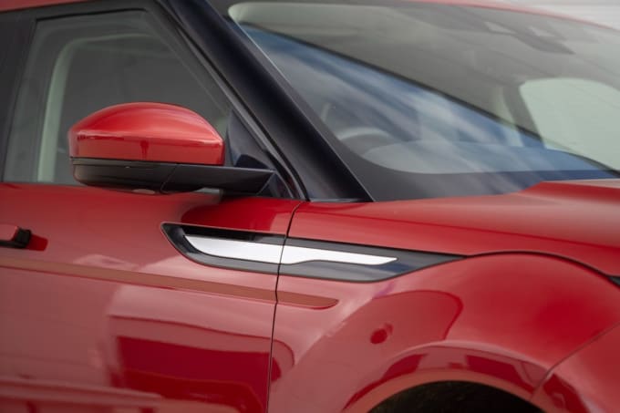 2025 Land Rover Range Rover Evoque
